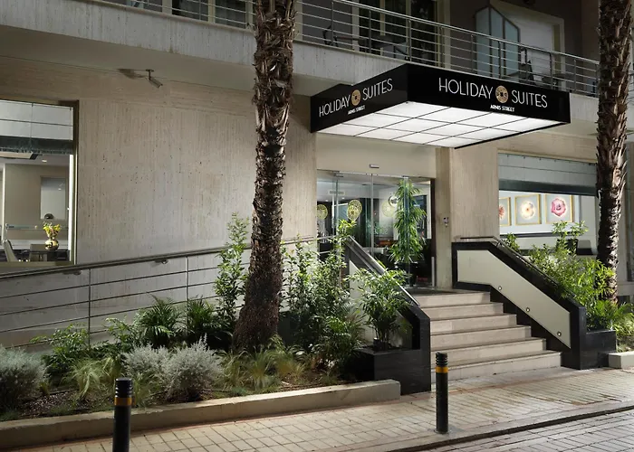 Hotels With Four Stars Holiday Suites